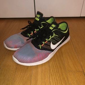 NIKE Flex Adapt Sneakers
